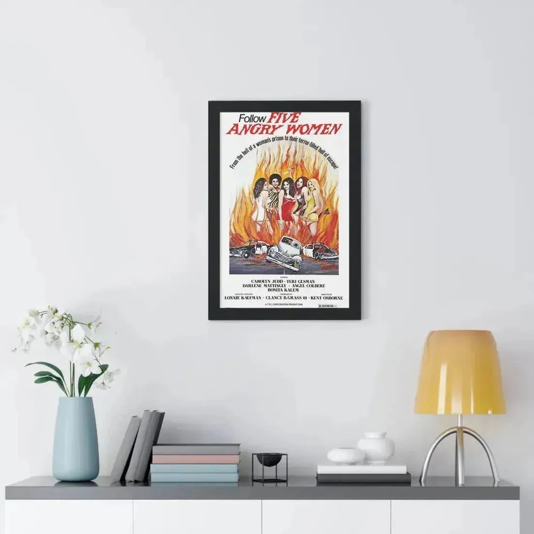 FIVE ANGRY WOMEN 1981 - Framed Movie Poster - The Sticker Space