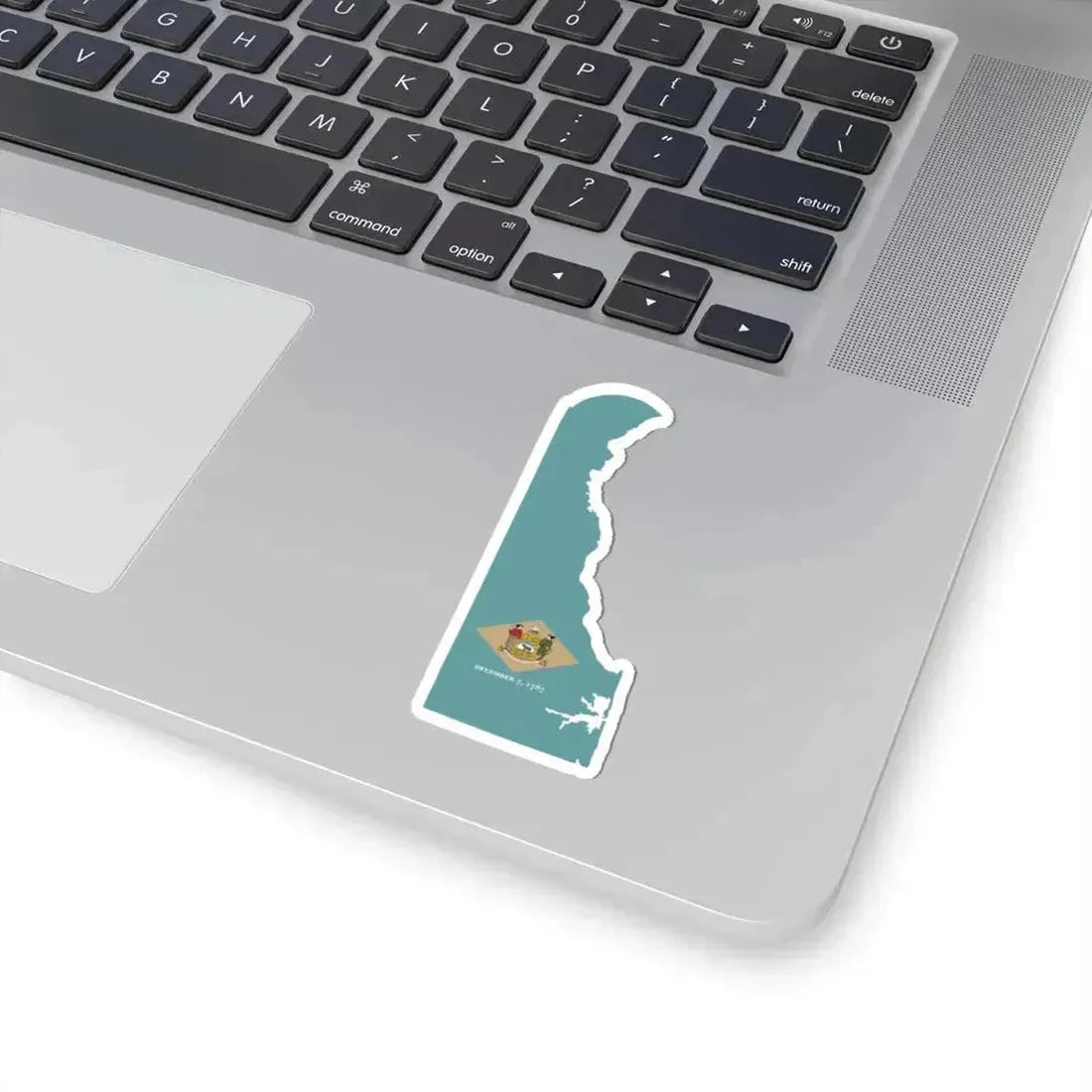 Flag-map of Delaware (United States) STICKER Vinyl Kiss-Cut Decal - The Sticker Space