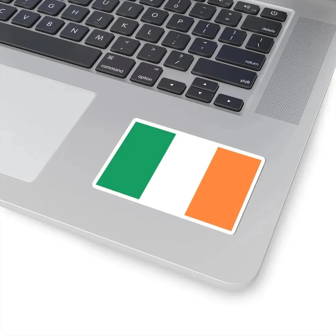 Flag of Ireland 3-2 (Ireland) STICKER Vinyl Kiss-Cut Decal - The Sticker Space