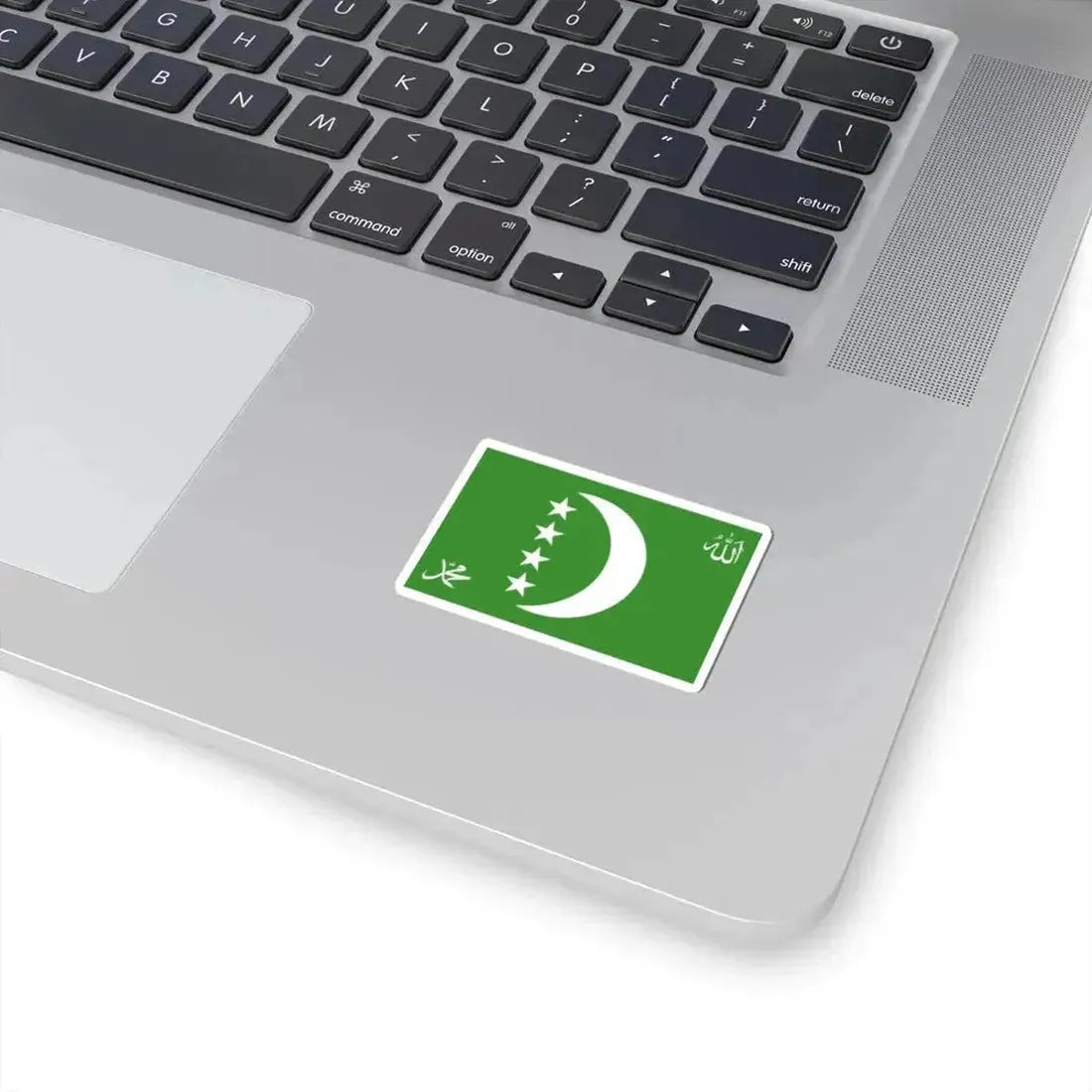 Flag of the Comoros 1996-2001 reverse 3-2 (Comoros) STICKER Vinyl Kiss-Cut Decal - The Sticker Space