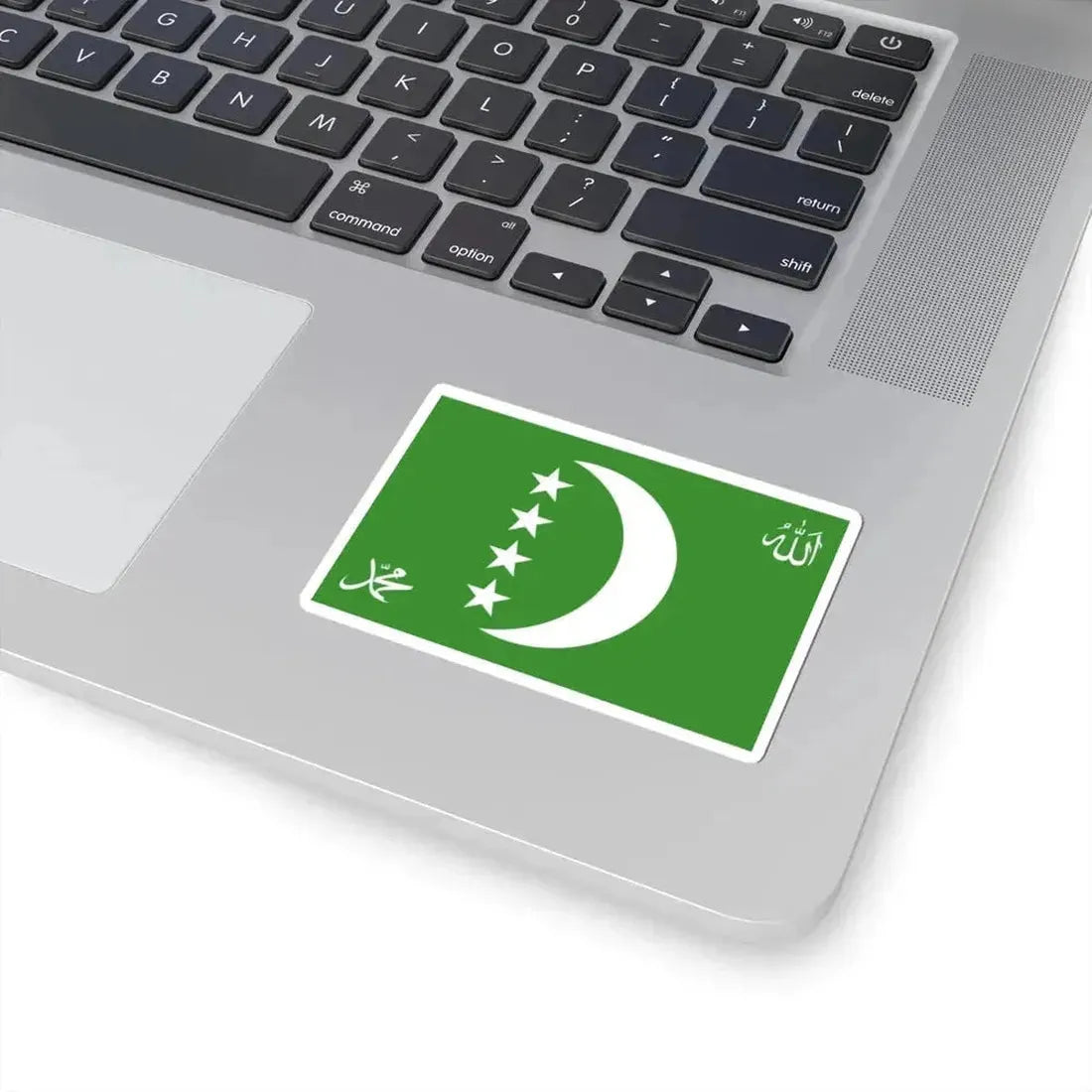 Flag of the Comoros 1996-2001 reverse 3-2 (Comoros) STICKER Vinyl Kiss-Cut Decal - The Sticker Space