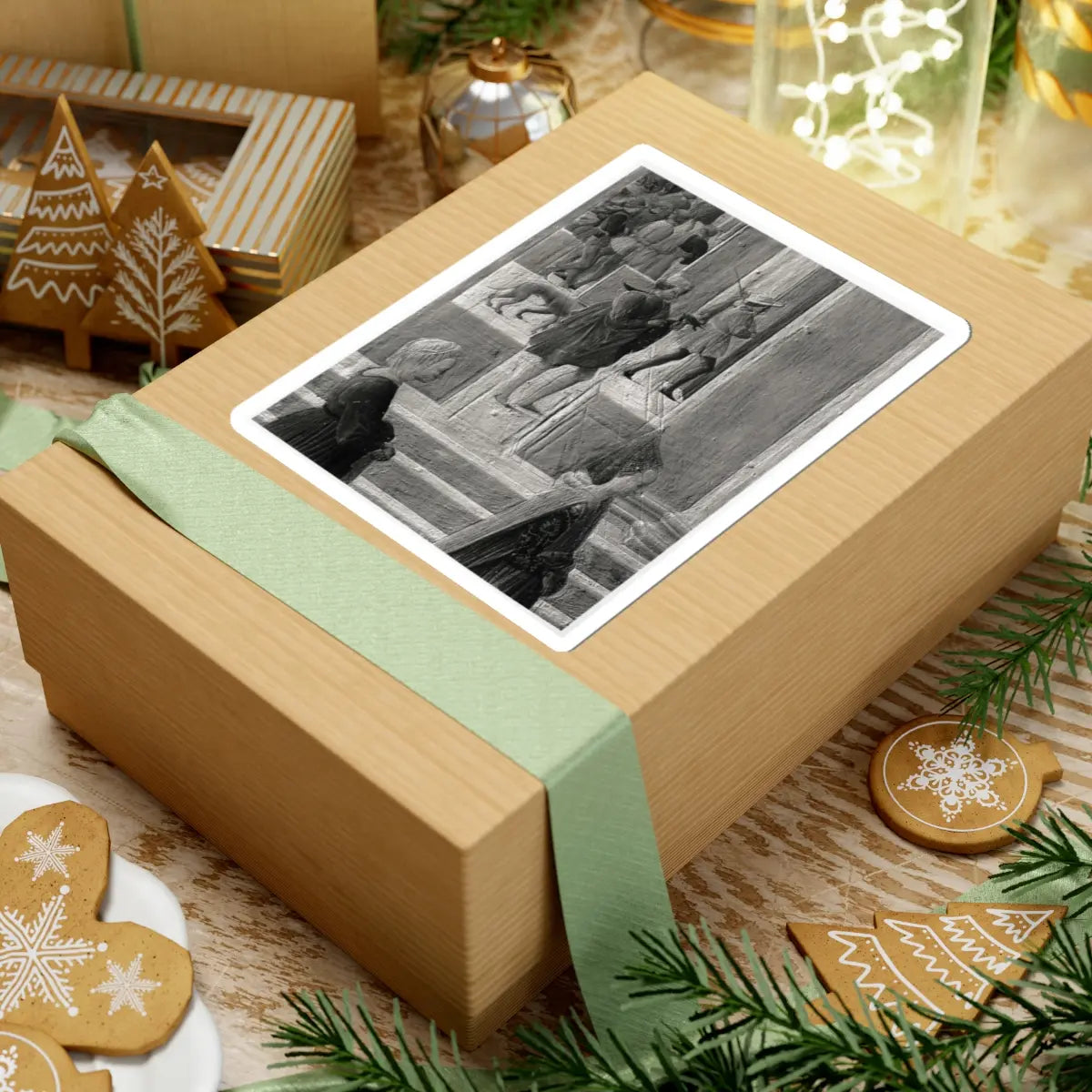 SKU:TSS-STICK-FRCRN-6X6-2 Sizes:6" × 6" Types:White