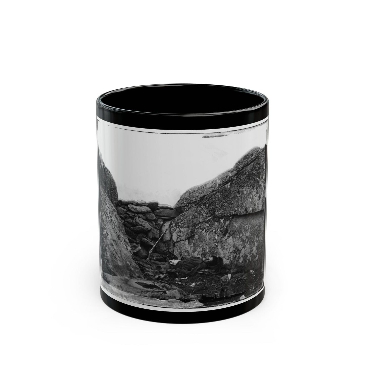 Gettysburg, Pa. Dead Confederate Soldier In Devil's Den (U.S. Civil War) Black Coffee Mug