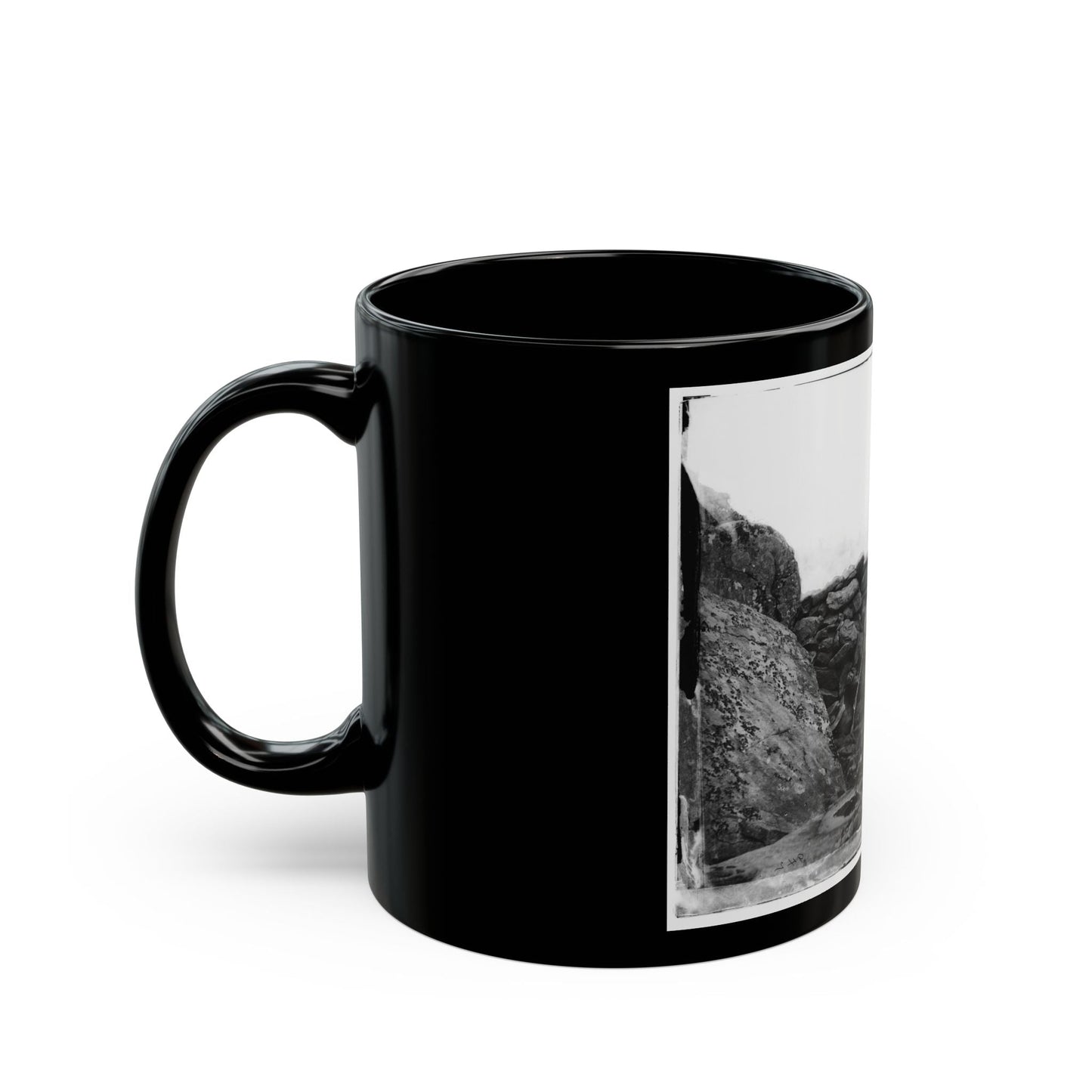 Gettysburg, Pa. Dead Confederate Soldier In Devil's Den (U.S. Civil War) Black Coffee Mug