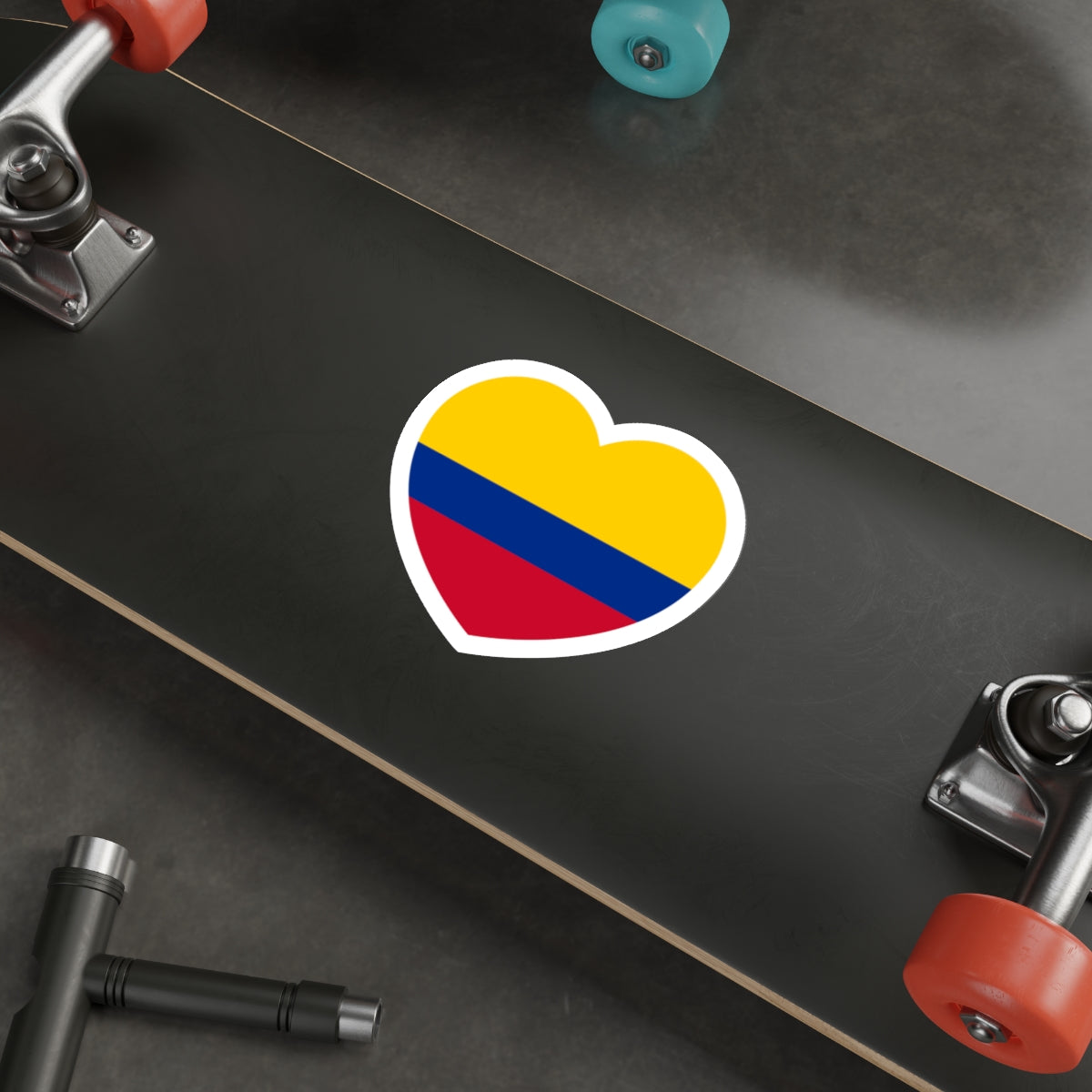 Heart Flag of Colombia - STICKER Vinyl Die-Cut Decal-The Sticker Space