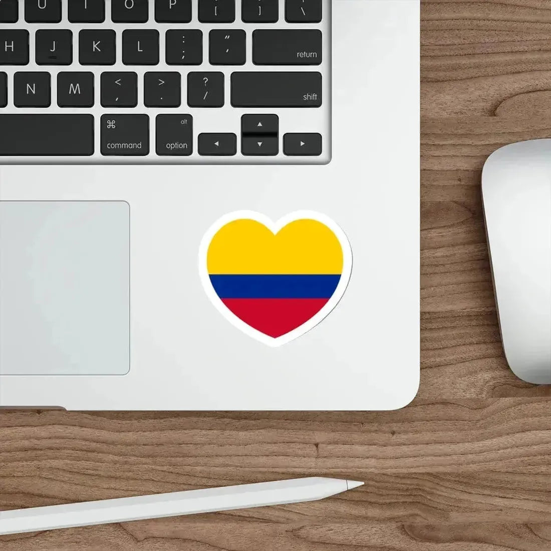 Heart Flag of Colombia - STICKER Vinyl Die-Cut Decal - The Sticker Space