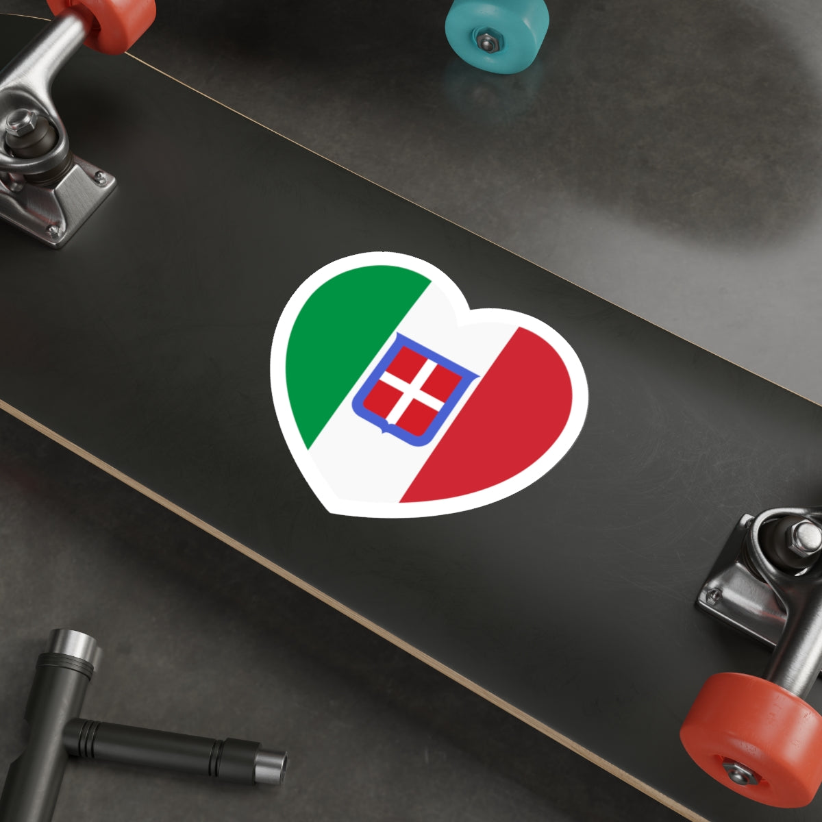 Heart Flag of Italy 1861-1946 - STICKER Vinyl Die-Cut Decal-The Sticker Space