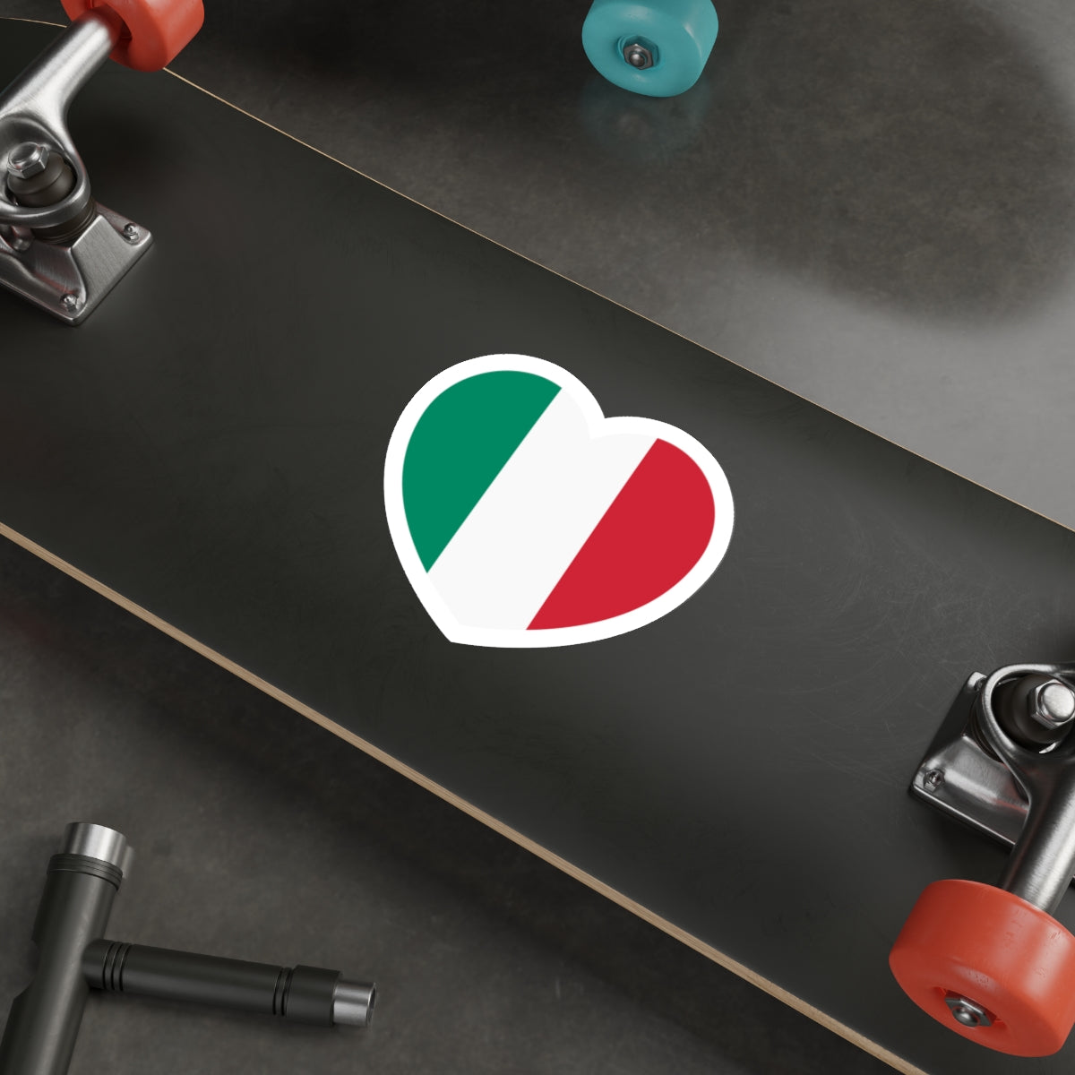 Heart Flag of Italy 2003-2006 - STICKER Vinyl Die-Cut Decal-The Sticker Space