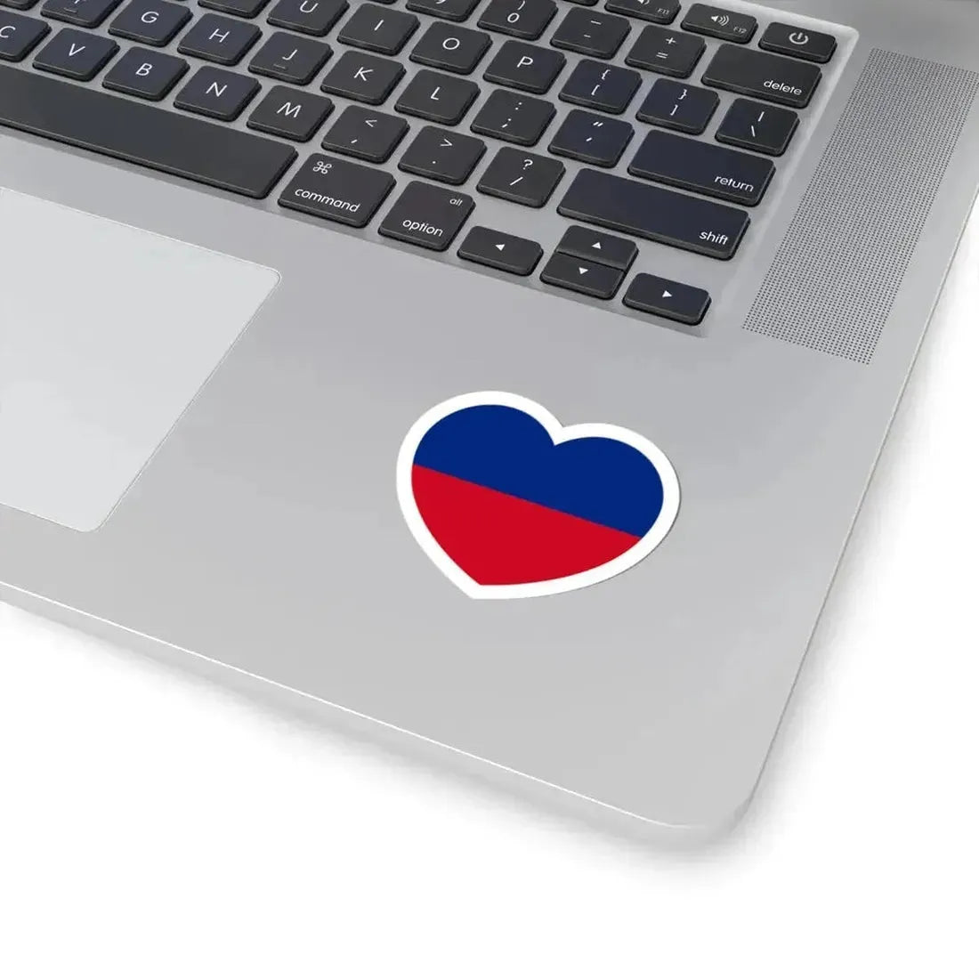 Heart Flag of Liechtenstein 1921-1937 - STICKER Vinyl Kiss-Cut Decal - The Sticker Space