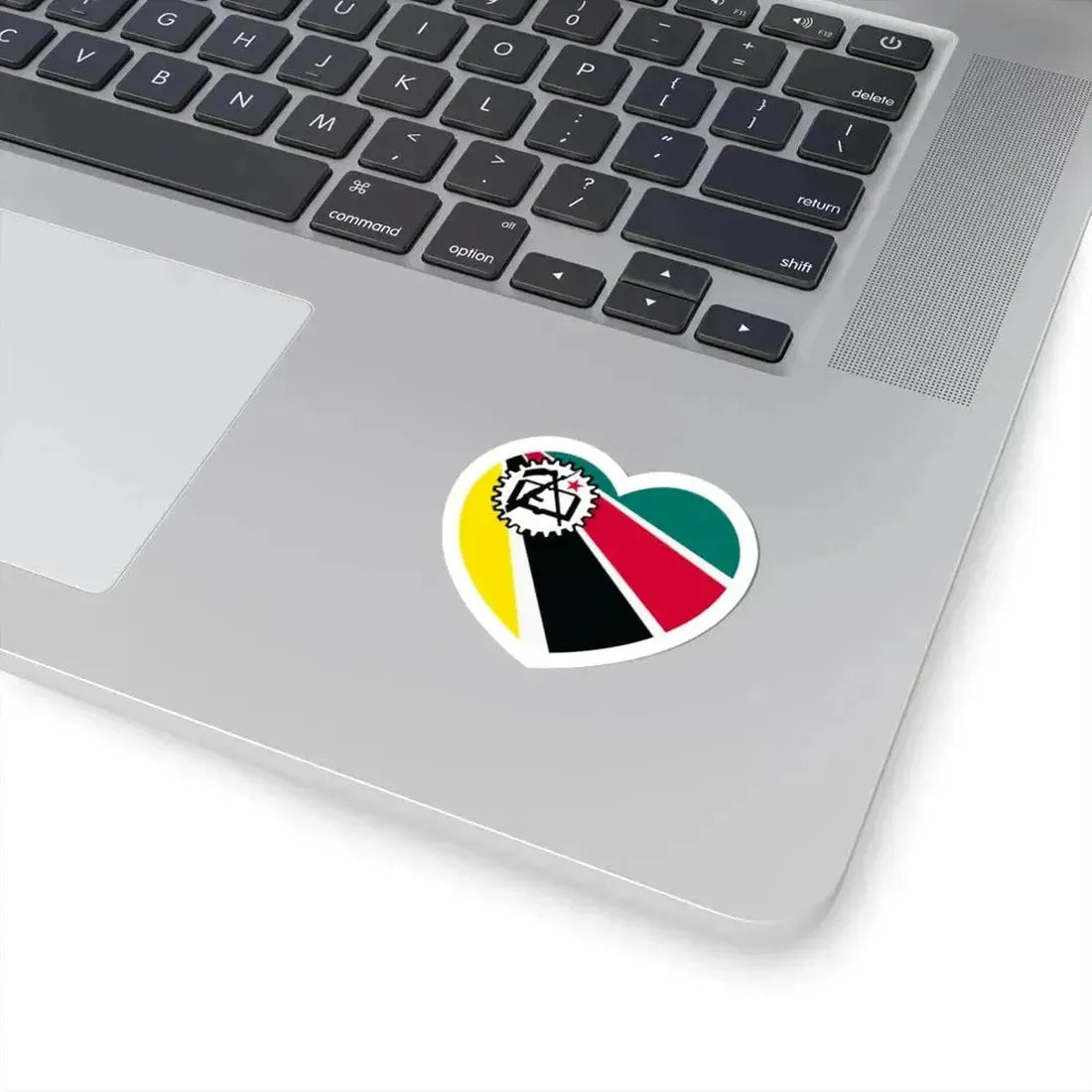 Heart Flag of Mozambique 1975-1983 - STICKER Vinyl Kiss-Cut Decal - The Sticker Space