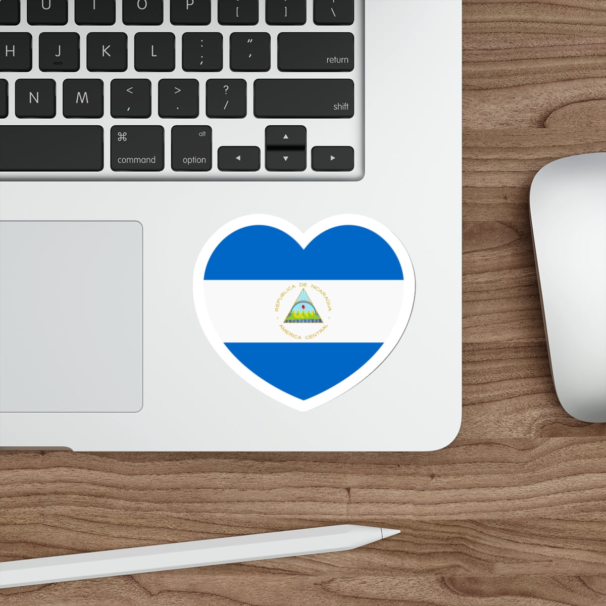 Heart Flag of Nicaragua - STICKER Vinyl Die-Cut Decal-The Sticker Space