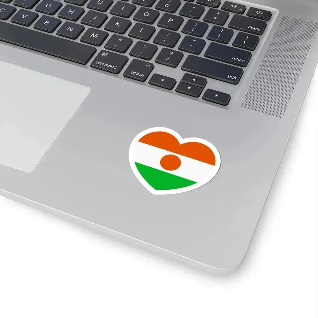 Heart Flag of Niger - STICKER Vinyl Kiss-Cut Decal - The Sticker Space
