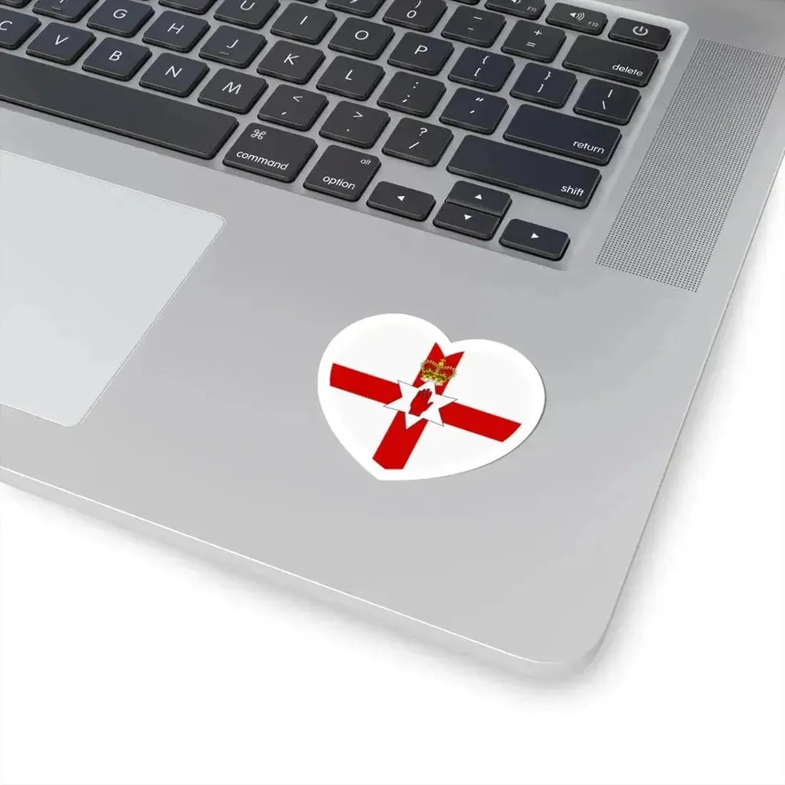 Heart Flag of Northern Ireland - STICKER Vinyl Kiss-Cut Decal - The Sticker Space