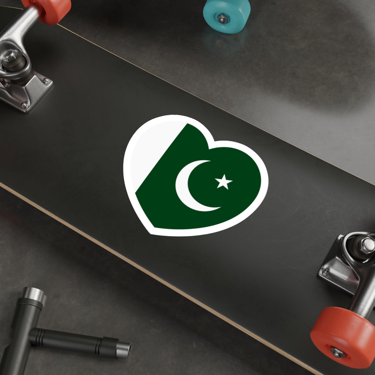 Heart Flag of Pakistan - STICKER Vinyl Die-Cut Decal-The Sticker Space