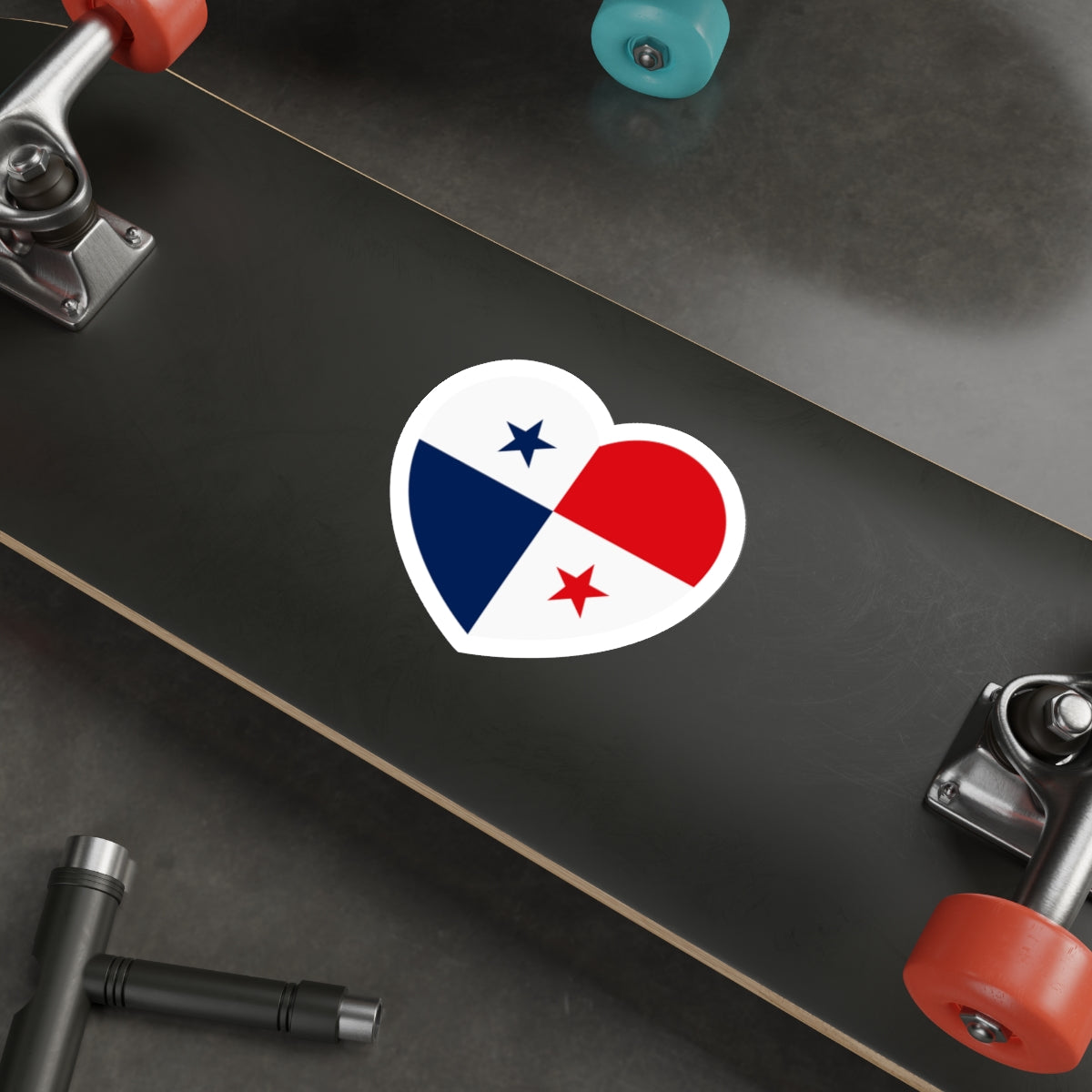 Heart Flag of Panama - STICKER Vinyl Die-Cut Decal-The Sticker Space