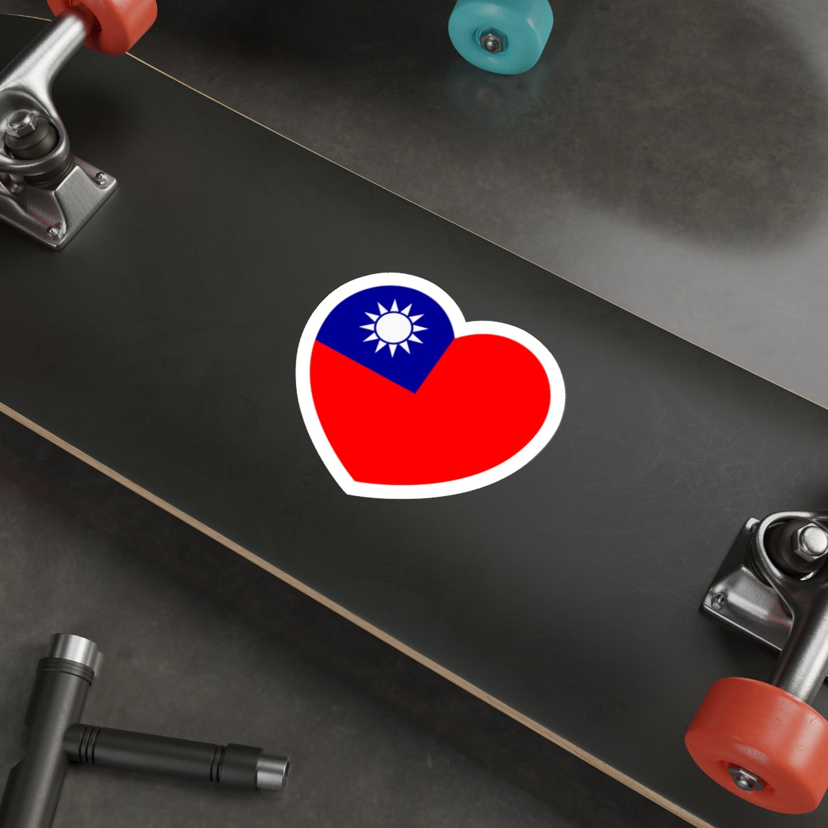 Heart Flag of Taiwan - STICKER Vinyl Die-Cut Decal-The Sticker Space