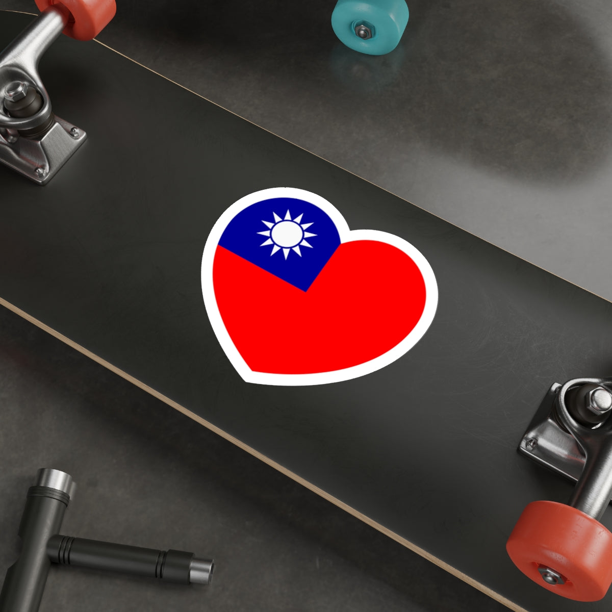 Heart Flag of Taiwan - STICKER Vinyl Die-Cut Decal-The Sticker Space