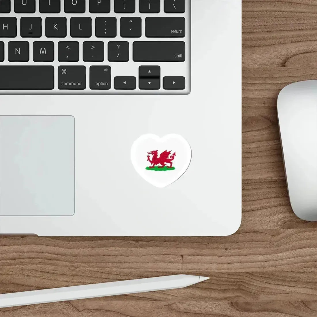 Heart Flag of Wales 1807-1953 - STICKER Vinyl Die-Cut Decal - The Sticker Space