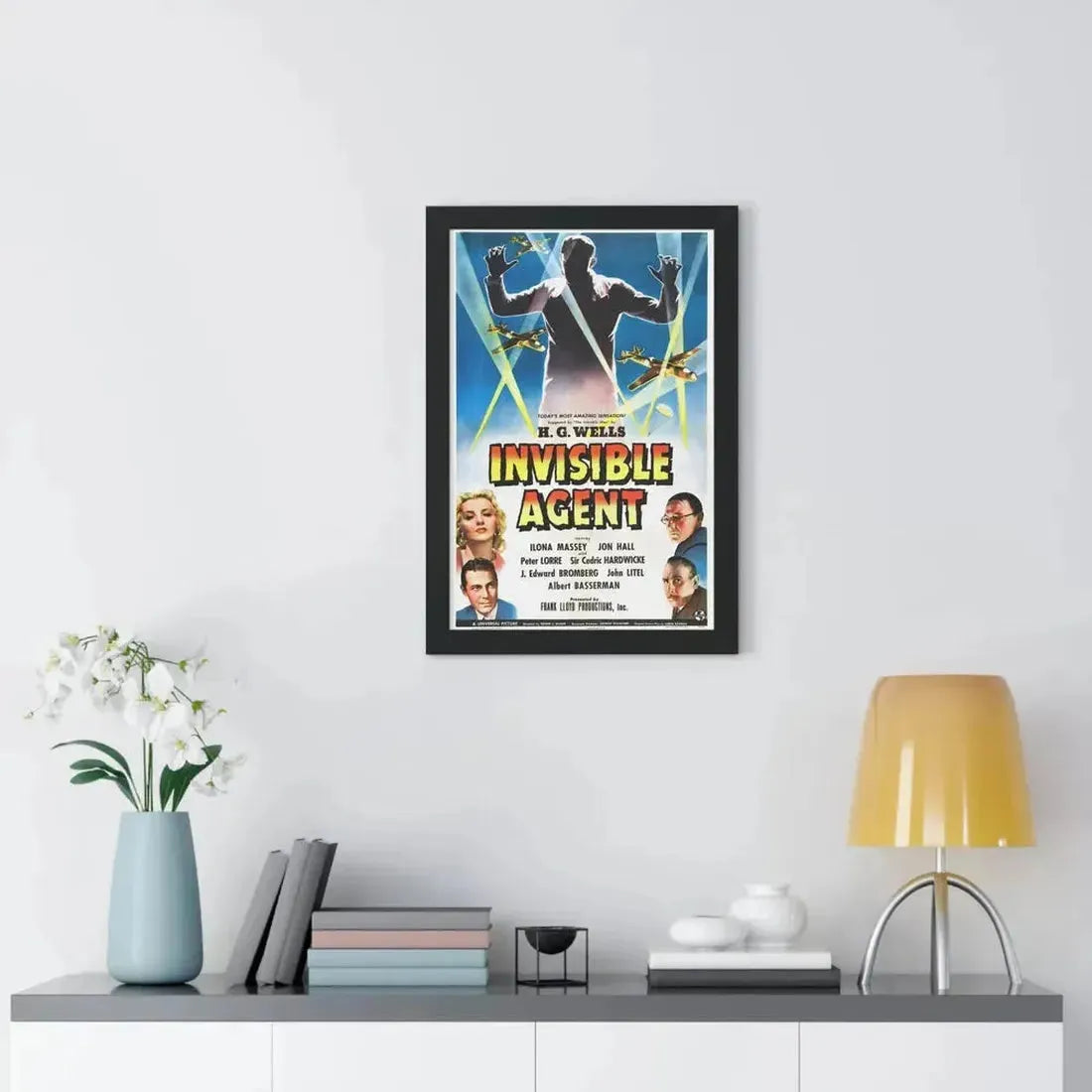 INVISIBLE AGENT 1942 - Framed Movie Poster - The Sticker Space