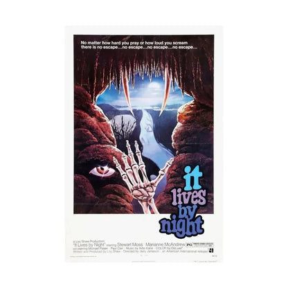 IT LIVES BY NIGHT (THE BAT PEOPLE) 1974 - Paper Movie Poster - The Sticker Space
