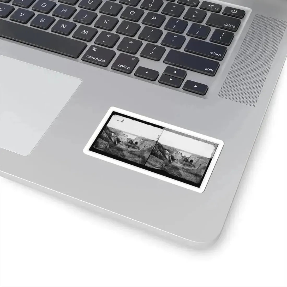 James River, Va. Confederate Gun Emplacement at Howlett House, Trent's Reach (U.S. Civil War) STICKER Vinyl Kiss-Cut Decal - The Sticker Space