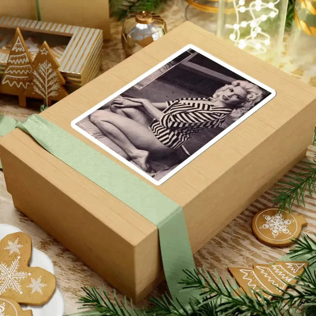 Jayne Mansfield #227 (Vintage Female Icon) STICKER Vinyl Kiss-Cut Decal - The Sticker Space