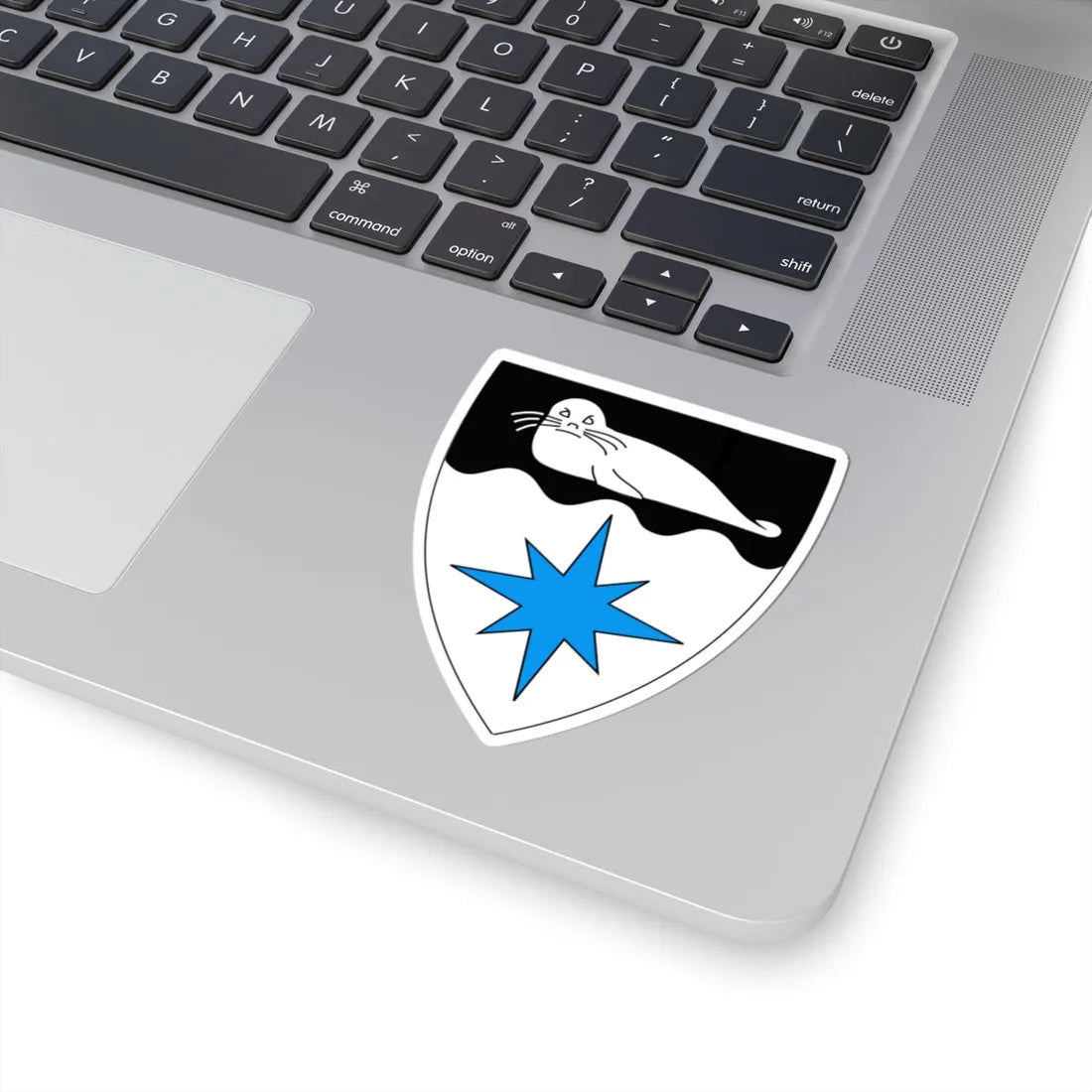 Kihnu vapp (Estonia) (Coat of Arms) STICKER Vinyl Kiss-Cut Decal - The Sticker Space