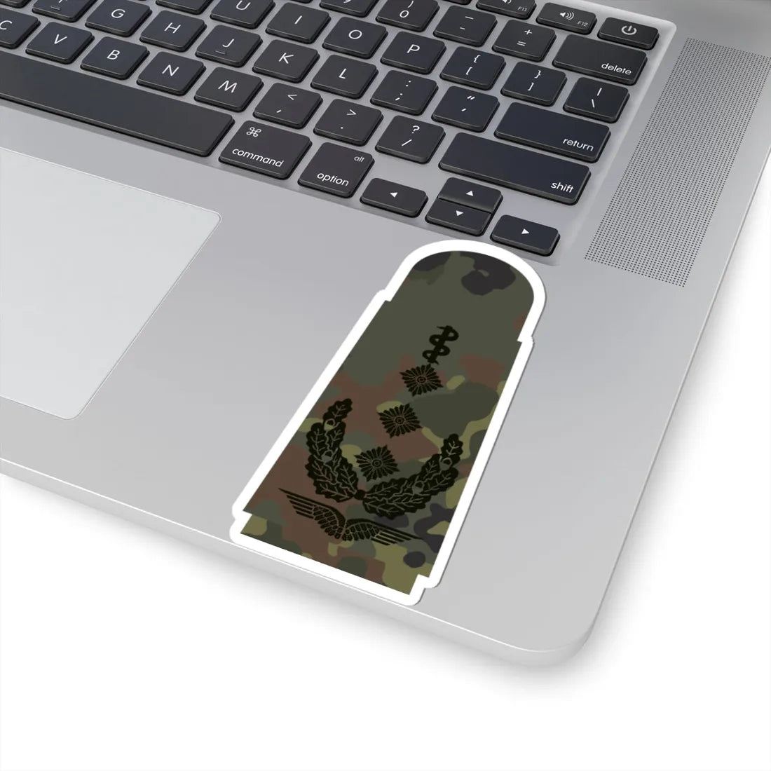 LA 5S5 53b Oberstarzt HMx L (Military Rank) STICKER Vinyl Kiss-Cut Decal - The Sticker Space