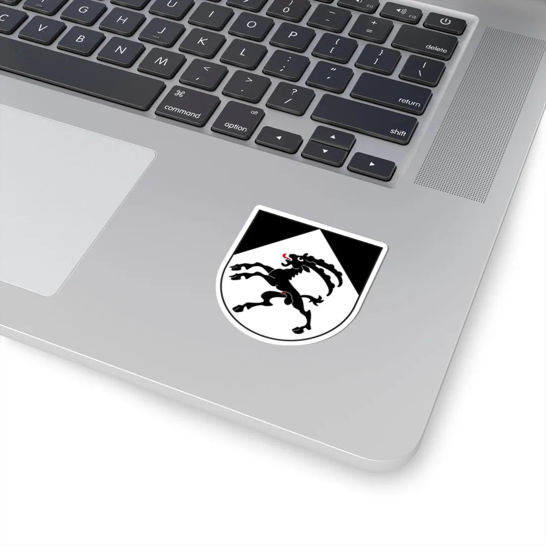 Lavin wappen (Switzerland) (Coat of Arms) STICKER Vinyl Kiss-Cut Decal - The Sticker Space