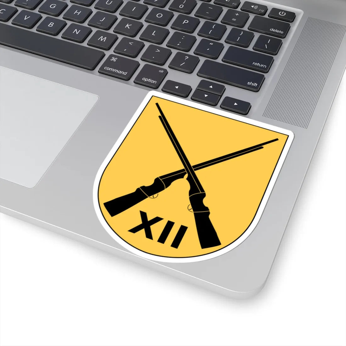 Livgardet 12. motoriserade skyttebataljonens stab vapen (Sweden) (Coat of Arms) STICKER Vinyl Kiss-Cut Decal - The Sticker Space