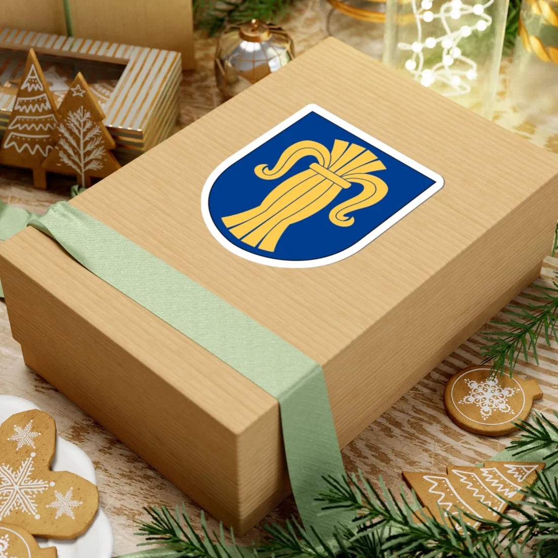 Livgardet Regementsstaben vapen (Sweden) (Coat of Arms) STICKER Vinyl Kiss-Cut Decal - The Sticker Space