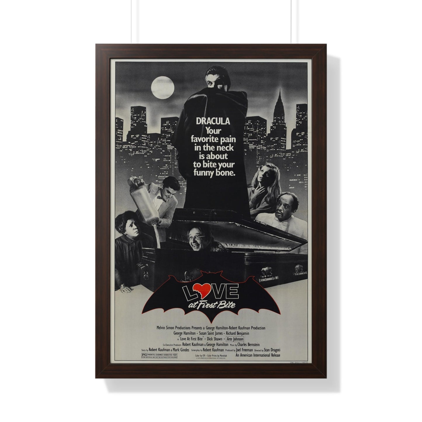 LOVE AT FIRST BITE 1979 - Framed Movie Poster-20" x 30"-The Sticker Space