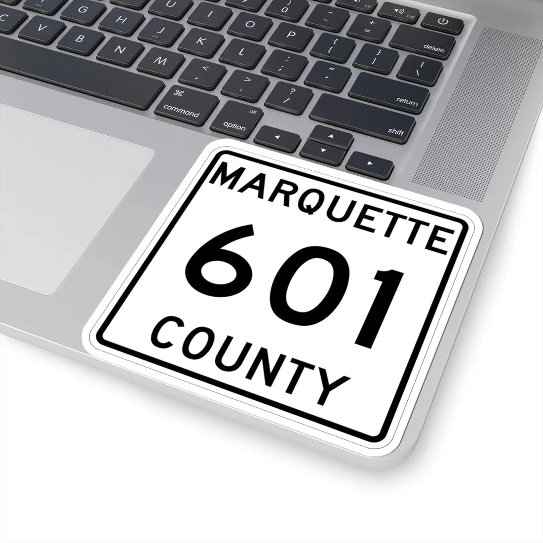 Michigan 601 Marquette County (Michigan) (Road Sign) STICKER Vinyl Kiss-Cut Decal - The Sticker Space