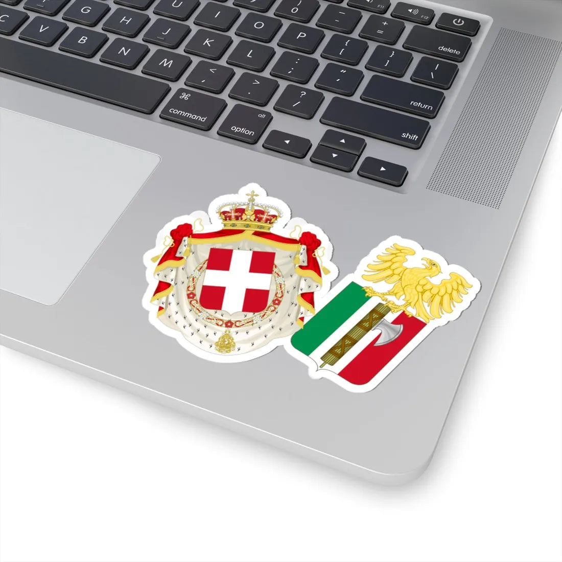 Middle Coat of Arms of the Kingdom of Italy 1927-1929 (Italy) (Coat of Arms) STICKER Vinyl Kiss-Cut Decal - The Sticker Space