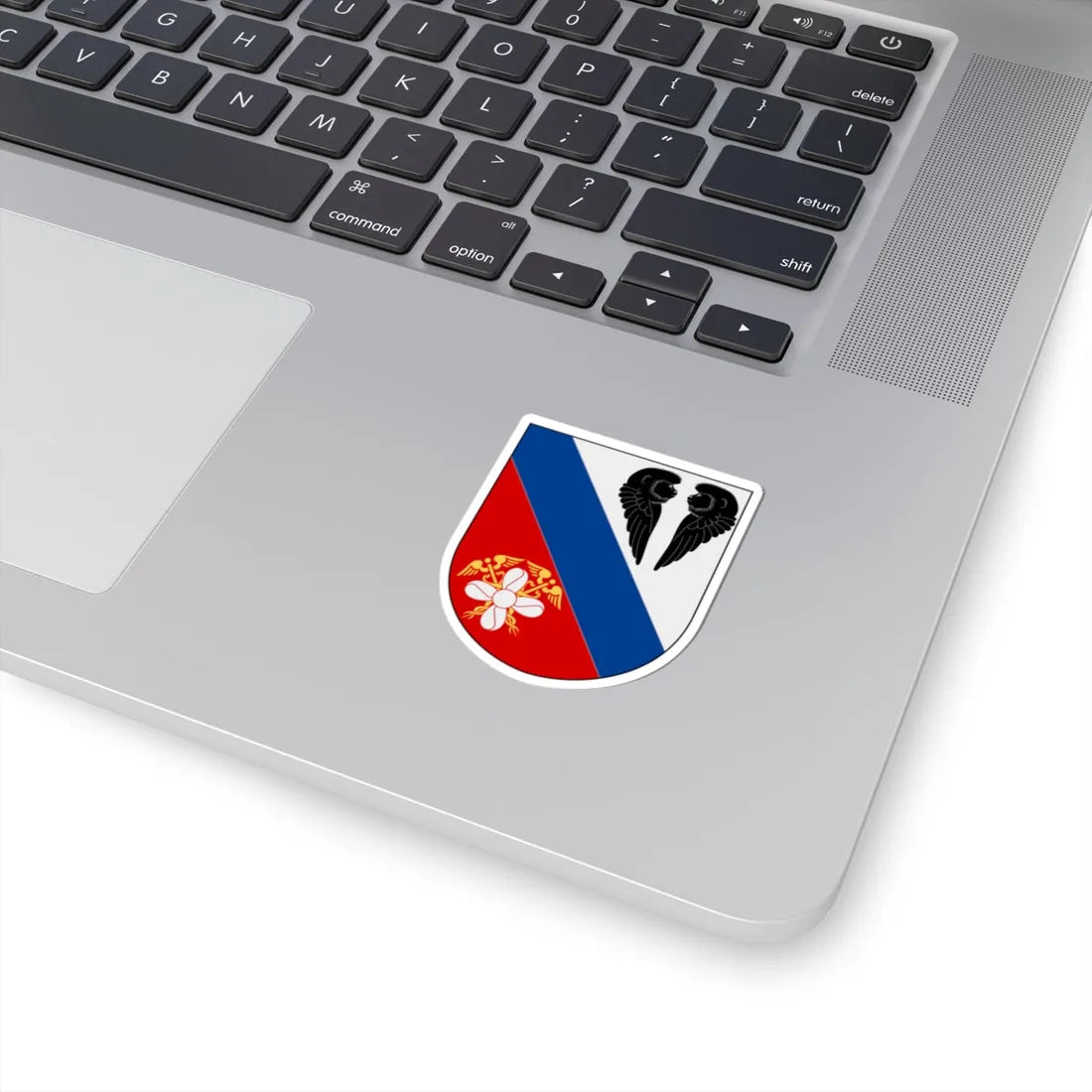 Motala stad vapen (Sweden) (Coat of Arms) STICKER Vinyl Kiss-Cut Decal - The Sticker Space