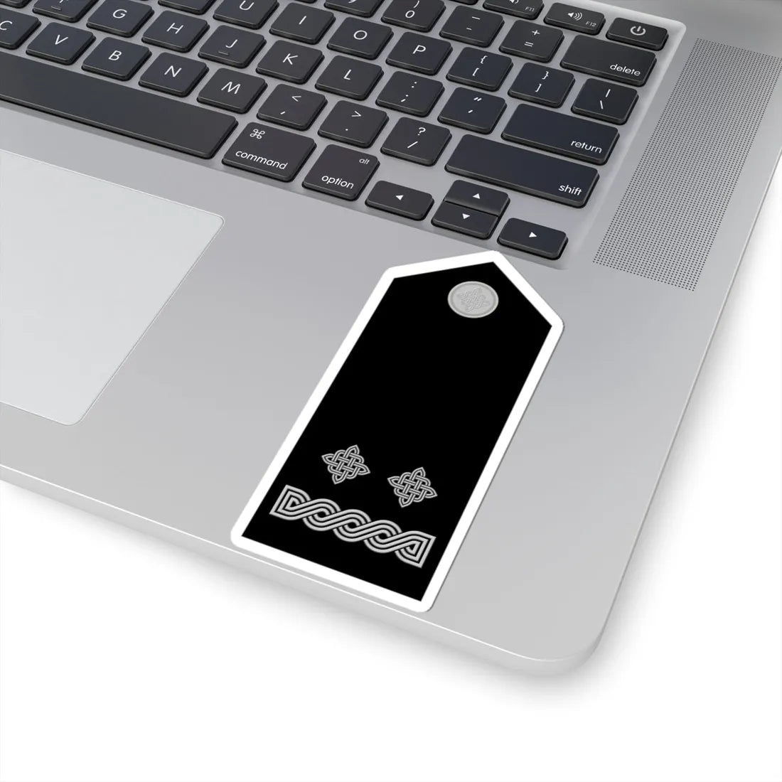 Naramenica svečane odore natporučnika HRZ i PZO (Croatia) (Military Rank) STICKER Vinyl Kiss-Cut Decal - The Sticker Space