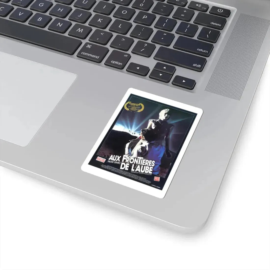 NEAR DARK (FRENCH) 1987 Movie Poster - STICKER Vinyl Kiss-Cut Decal - The Sticker Space