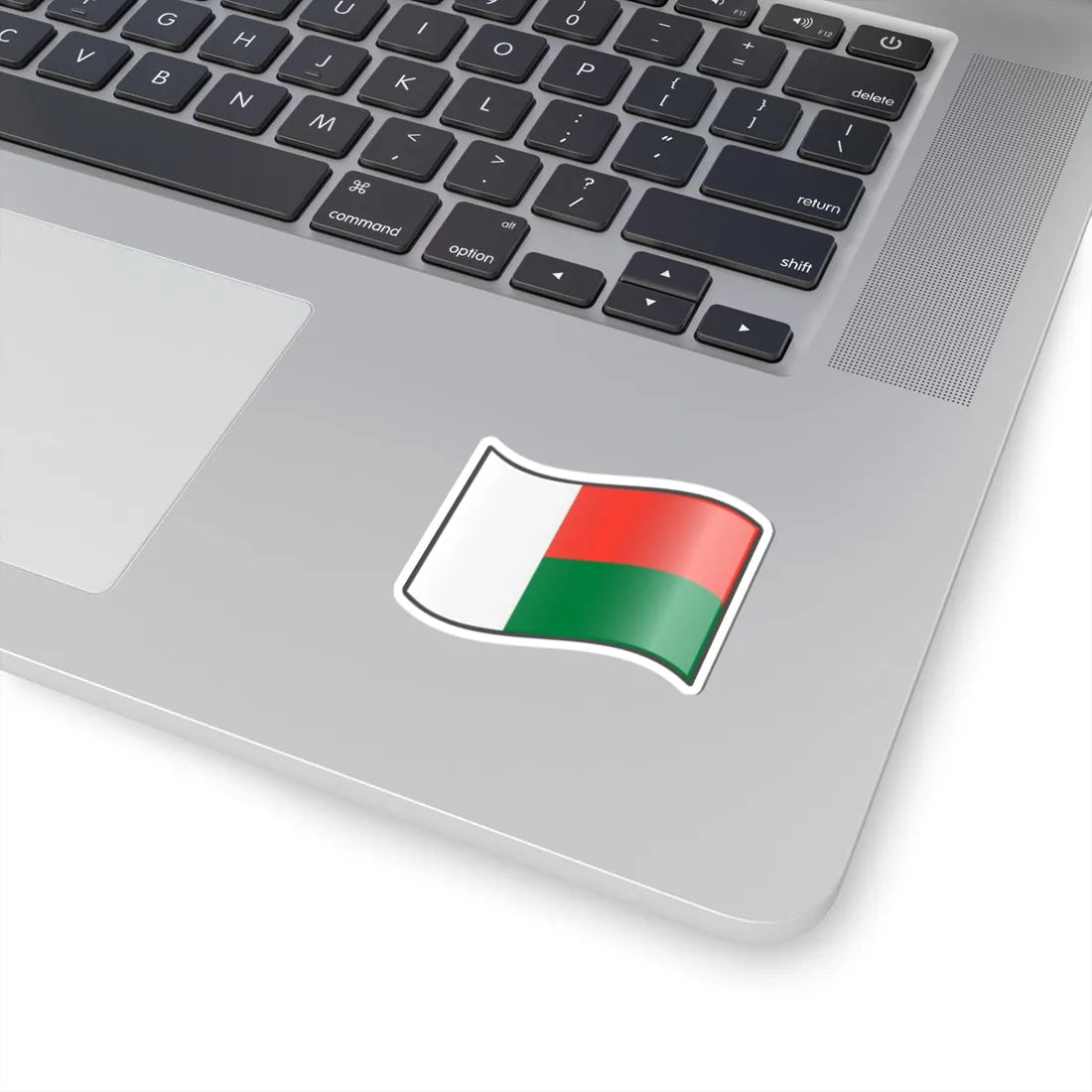 Nuvola Madagascar flag (Madagascar) STICKER Vinyl Kiss-Cut Decal - The Sticker Space