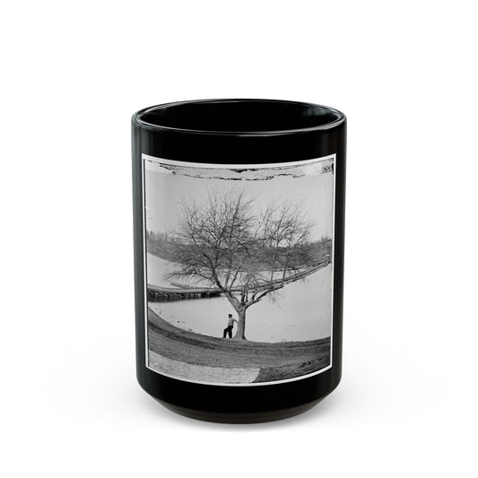 Pontoon Bridge Across The James River (U.S. Civil War) Black Coffee Mug