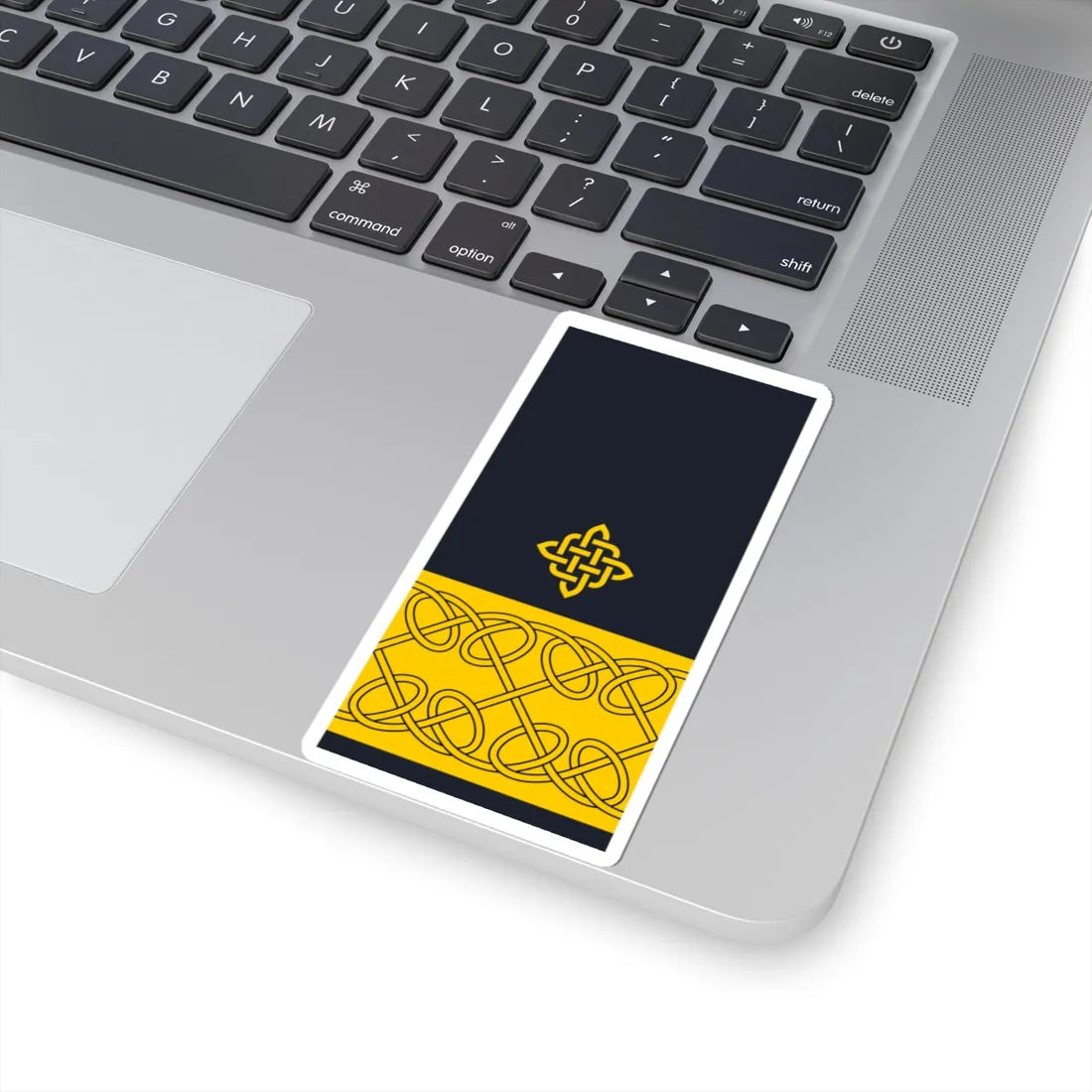 Rukav zimske odore komodora HRM (Croatia) (Military Rank) STICKER Vinyl Kiss-Cut Decal - The Sticker Space