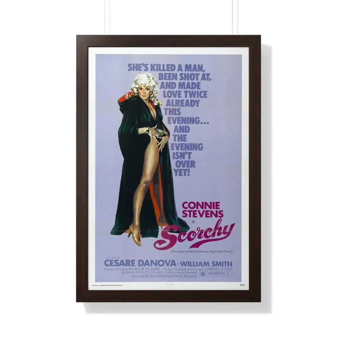 SCORCHY 1976 - Framed Movie Poster 20" x 30" Walnut - The Sticker Space