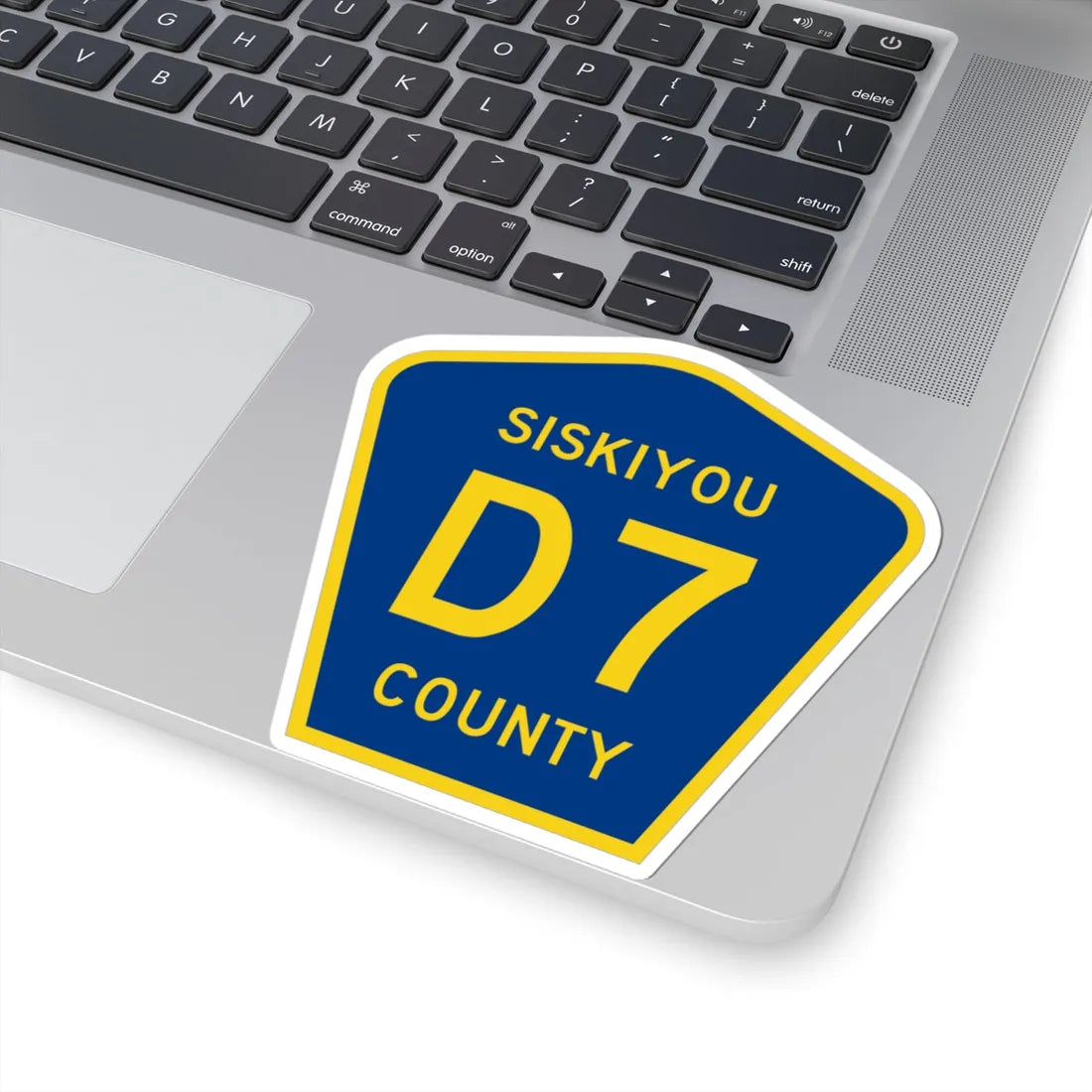 Siskiyou County D7 (California) (Road Sign) STICKER Vinyl Kiss-Cut Decal - The Sticker Space