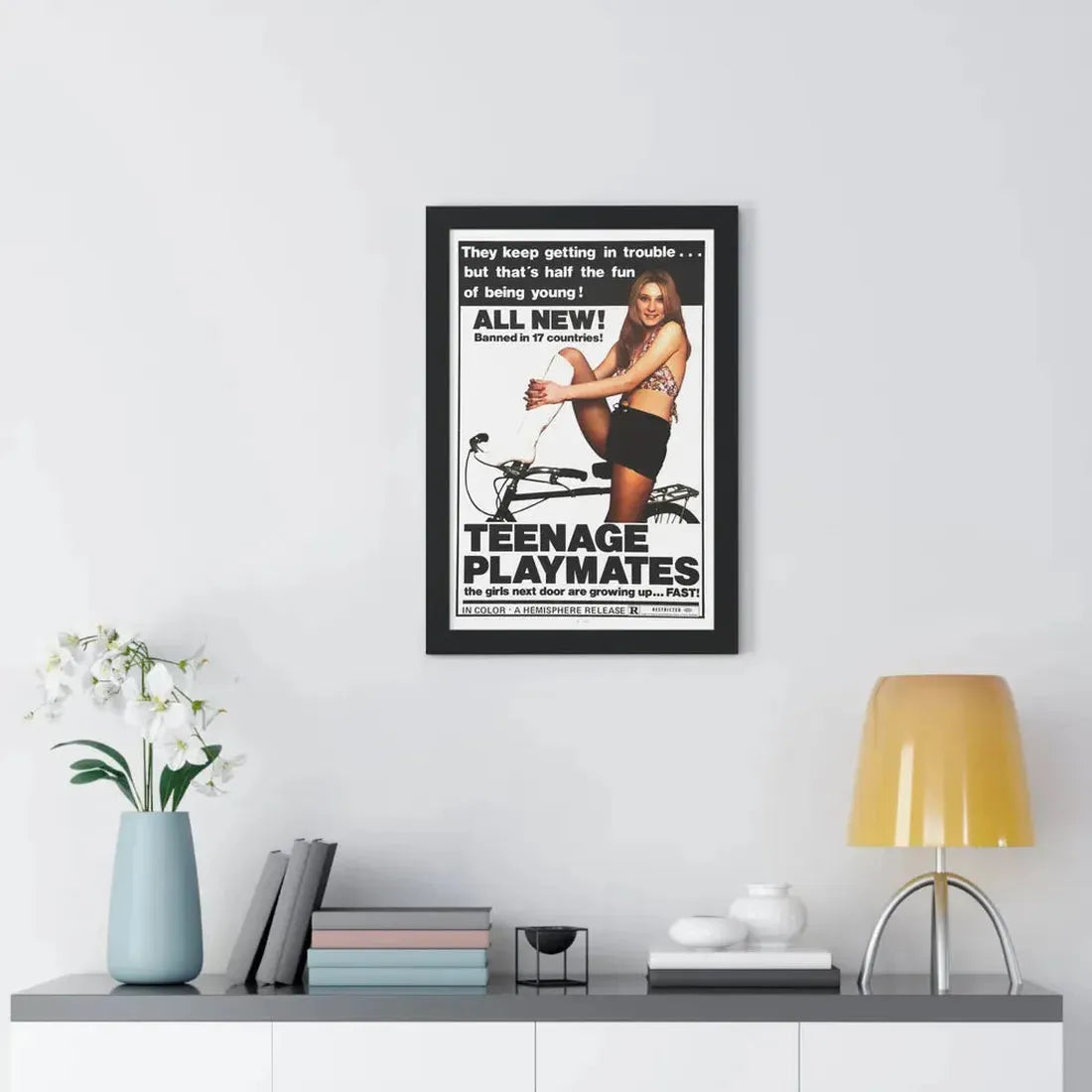 TEENAGE PLAYMATES (SCHOOLGIRLREPORT 7) 1974 - Framed Movie Poster - The Sticker Space