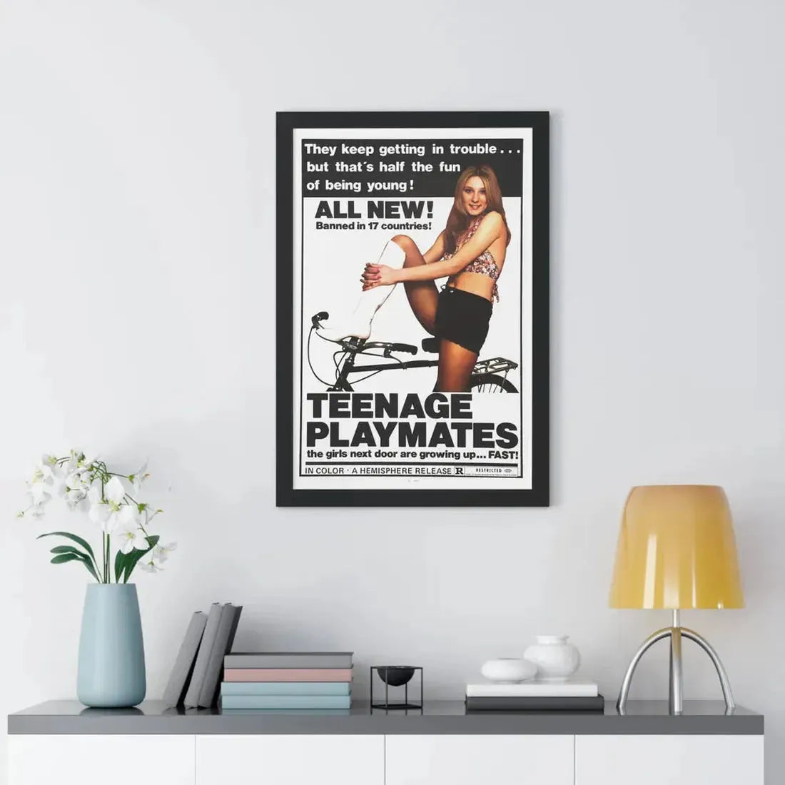 TEENAGE PLAYMATES (SCHOOLGIRLREPORT 7) 1974 - Framed Movie Poster - The Sticker Space