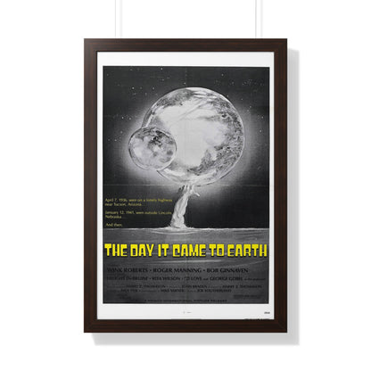 THE DAY IT CAME TO EARTH (2) 1977 - Framed Movie Poster-20" x 30"-The Sticker Space