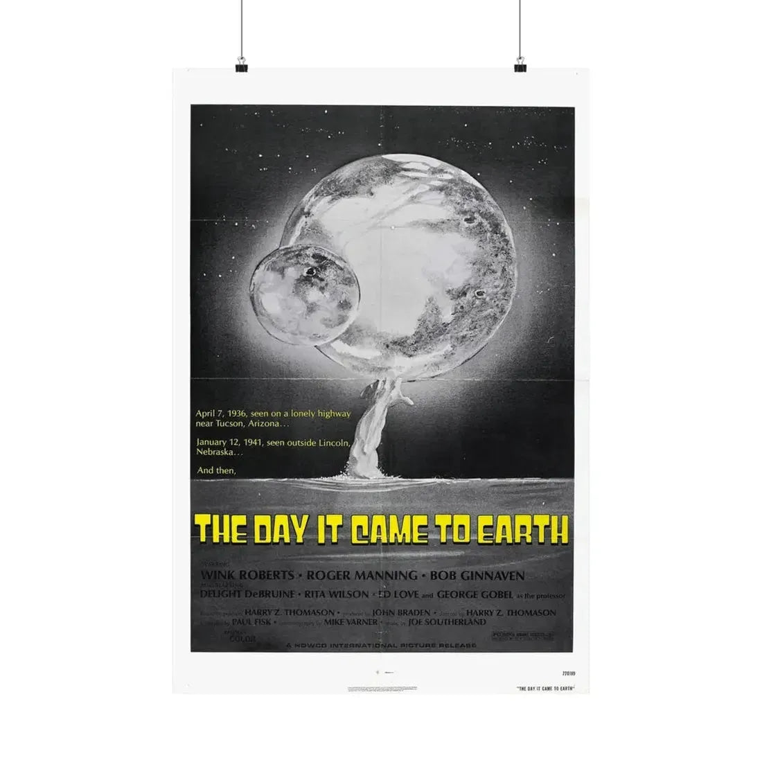 THE DAY IT CAME TO EARTH (2) 1977 - Paper Movie Poster 24″ x 36″ Matte - The Sticker Space