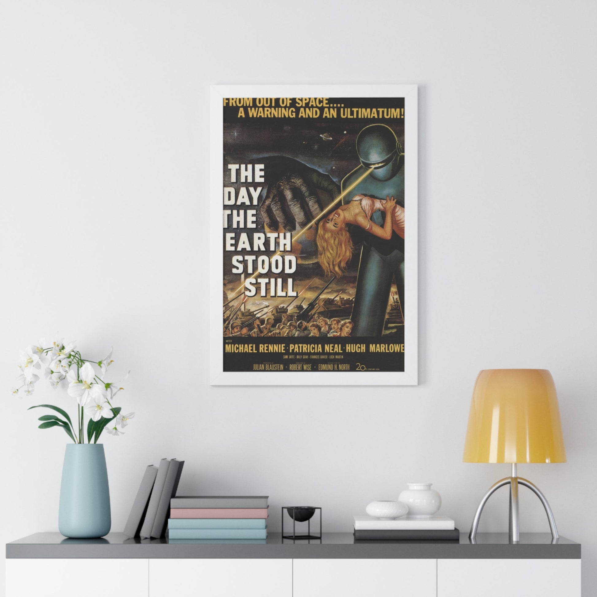 THE DAY THE EARTH STOOD STILL 1951 - Framed Movie Poster-The Sticker Space