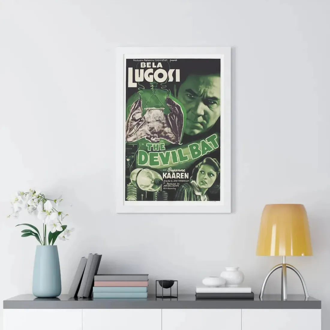 THE DEVIL BAT 1940 - Framed Movie Poster - The Sticker Space