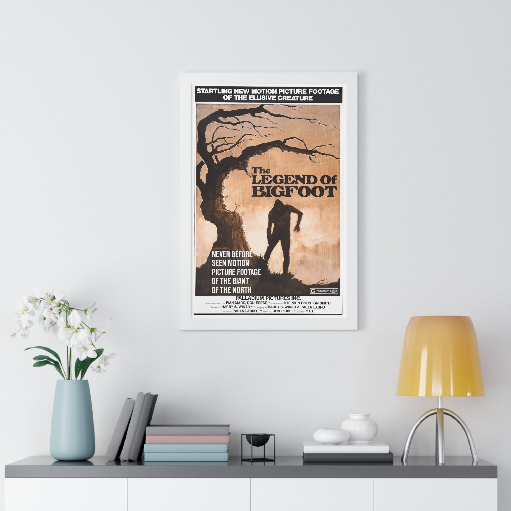 THE LEGEND OF BIGFOOT 1975 - Framed Movie Poster-The Sticker Space