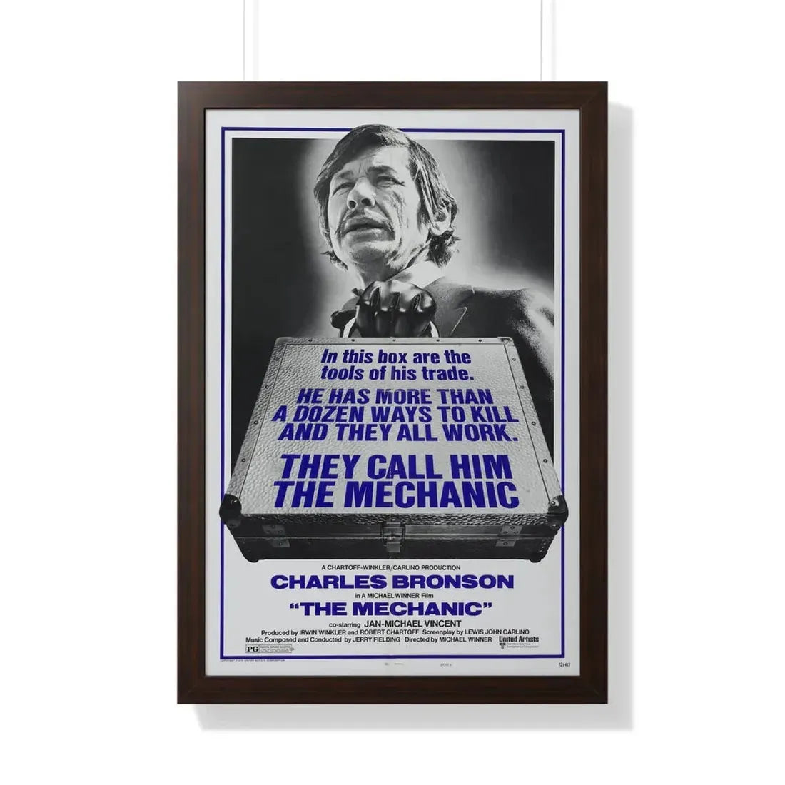 THE MECHANIC 1972 - Framed Movie Poster 20" x 30" Walnut - The Sticker Space